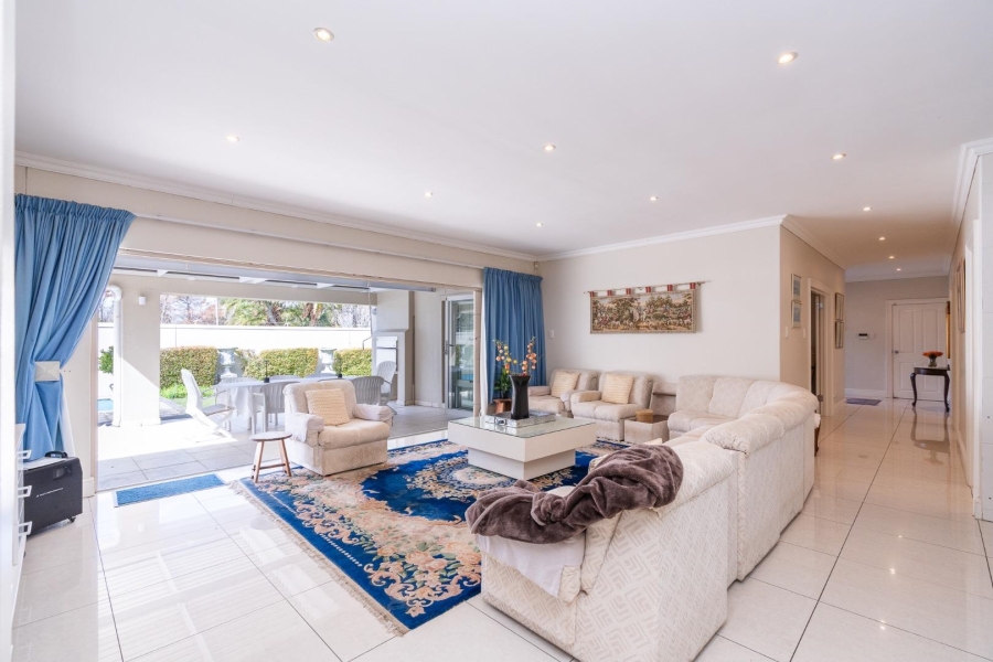 4 Bedroom Property for Sale in Kenilworth Western Cape